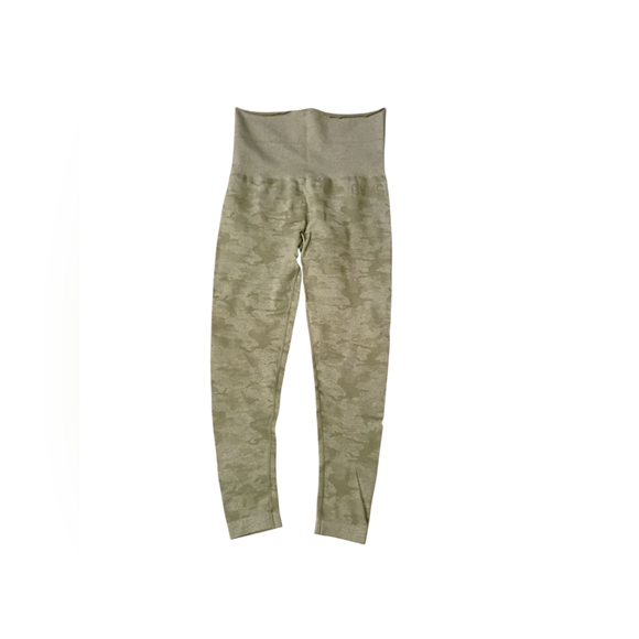 Gymshark Women's High Waist Light Green Camouflage Leggings Size XL - Picture 1 of 6